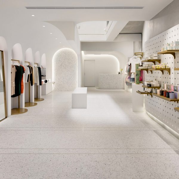 LIGHTWELL---Taipei-Taiwan---SB-143-SB-240-SB-250---retail-01