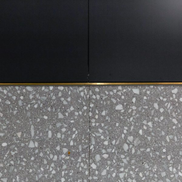 Toranomon Business Tower - Tokyo Japan - REG 3509 - Directional-007