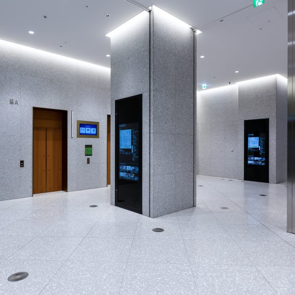 Toranomon Business Tower - Tokyo Japan - REG 3509 - Directional-113