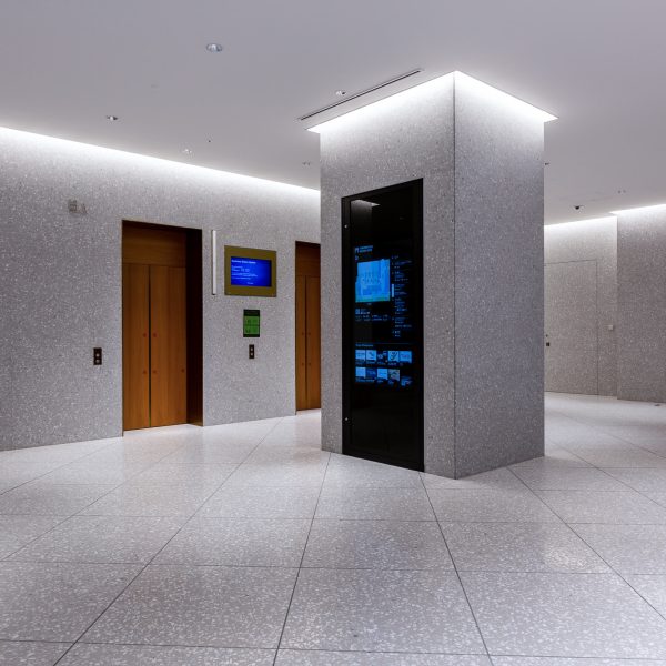 Toranomon Business Tower - Tokyo Japan - REG 3509 - Directional-148