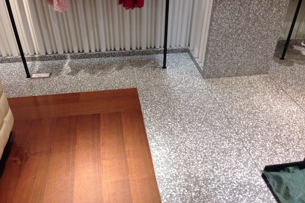 Valentino - Pechino china - custom - retail - rivestimenti 1