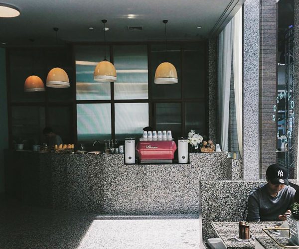 bovy cafe - bangkok thailand - SB114 - pubblico 4