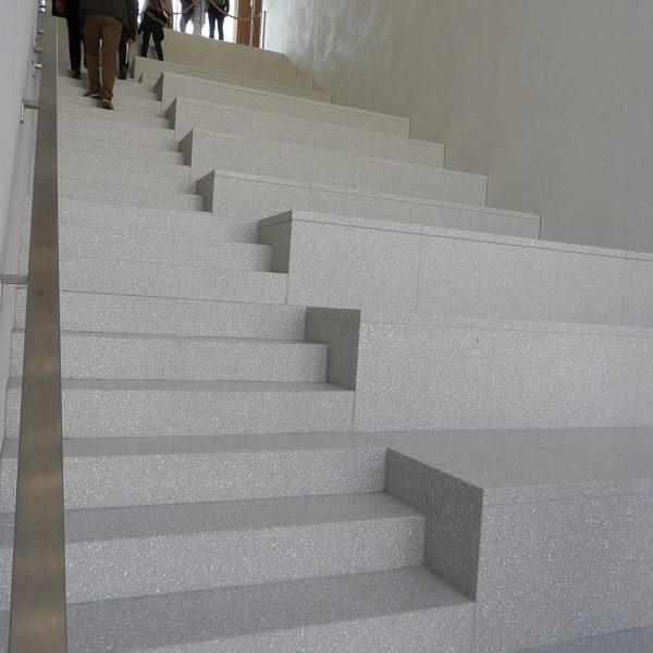 musee cantonal des beaux-arts - losanna switzerland - custom REG 3620 - pubblico 14