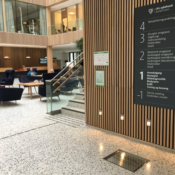 oslo hospital - oslo norway - SB 173 - pubblico 08